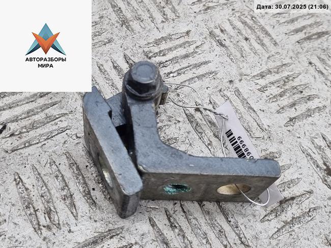 петля двери Skoda Octavia mk2 (A5 1Z) 2005, зелёный, универсал, 6Y0833402C - фото №1