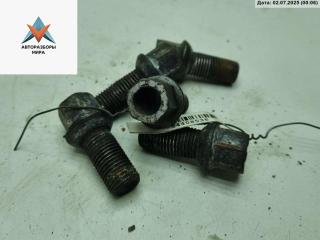 болт колесный Volkswagen Passat B5 1998, 1.9 л., дизель, МКПП, серый, универсал