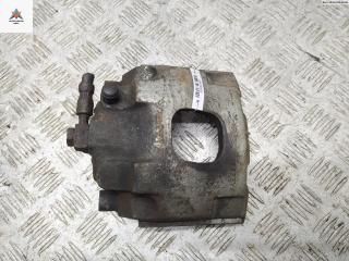 суппорт передний левый Mercedes-Benz M-Class ML W163 1998, 2.3 л., бензин, МКПП, чёрный, внедорожник 5 дв.