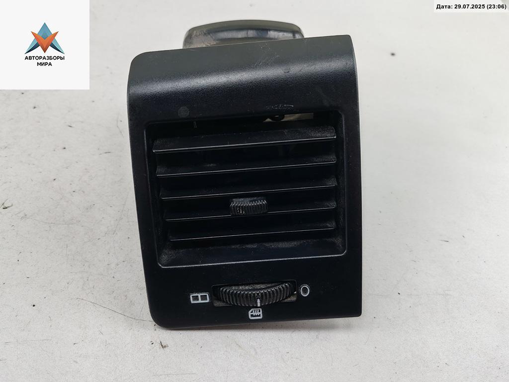 дефлектор обдува салона Mercedes-Benz Vito-1 W638 2003, 2.2 л., дизель, МКПП, белый, микроавтобус, 6388310660 - фото №1