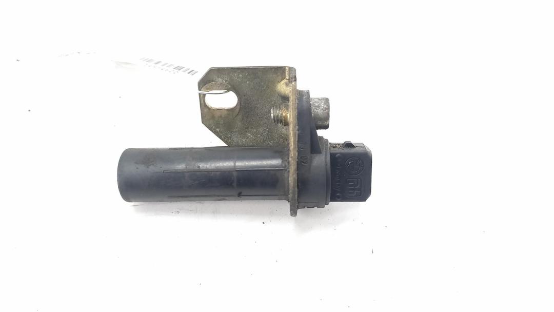 датчик коленвала BMW 5 E39 2002, 2.0 л., дизель, МКПП, чёрный, универсал, 2243560