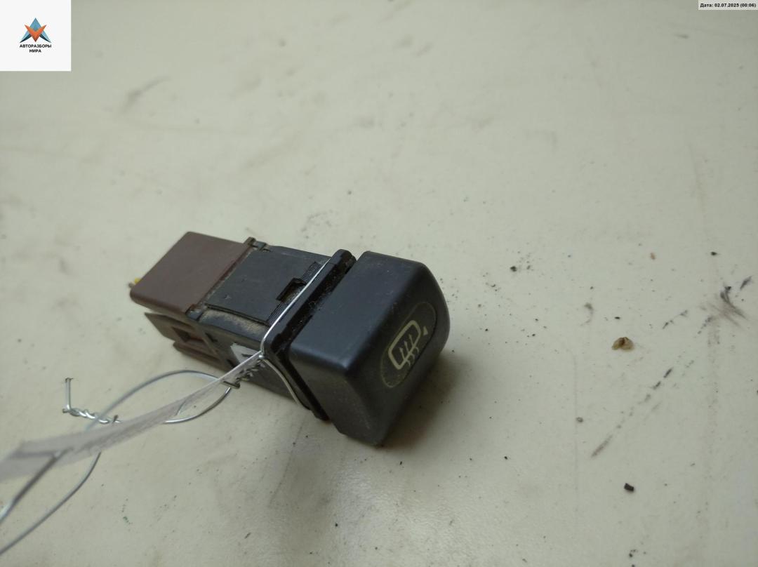 кнопка обогрева заднего стекла Fiat Scudo 1 поколение 2004, 2.0 л., дизель, МКПП, белый, фургон - фото №1