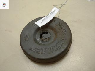 Крышка (заглушка) задняя фары Volkswagen Transporter T4 1997, 2.4 л., дизель, МКПП, жёлтый, микроавтобус, 9GH11735701