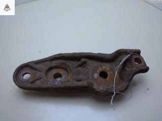 кронштейн (крепление) Volkswagen Transporter T4 1996, 2.5 л., дизель, МКПП, синий, микроавтобус