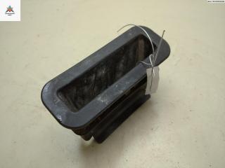 пластик Volkswagen Transporter T4 1996, 2.4 л., дизель, МКПП, белый, микроавтобус, 701857827A