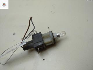 Патрон лампы фары Volkswagen Transporter T4 1996, 2.5 л., дизель, МКПП, синий, микроавтобус