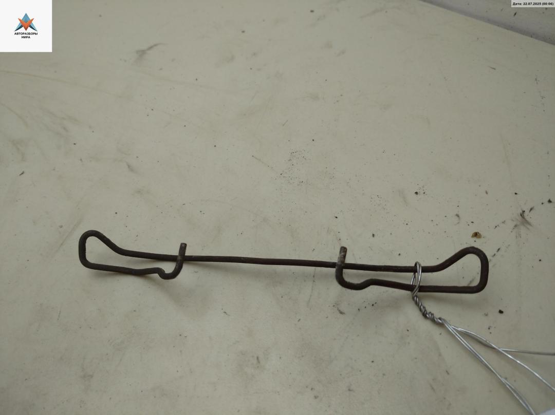 скоба суппорта Volvo S40 2 поколение 2005, 1.8 л., бензин, МКПП, чёрный, универсал - фото №1