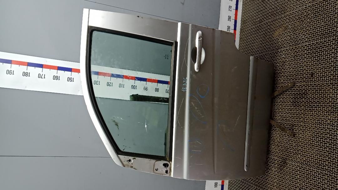 дверь передняя левая Mercedes-Benz Vito W639 2004, 2.2 л., CDI 111, дизель, АКПП, микроавтобус - фото №1