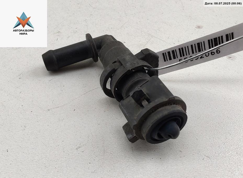 форсунка омывателя фары Alfa Romeo 159 1 поколение 2006, 2.4 л., дизель, АКПП, серый, универсал - фото №1