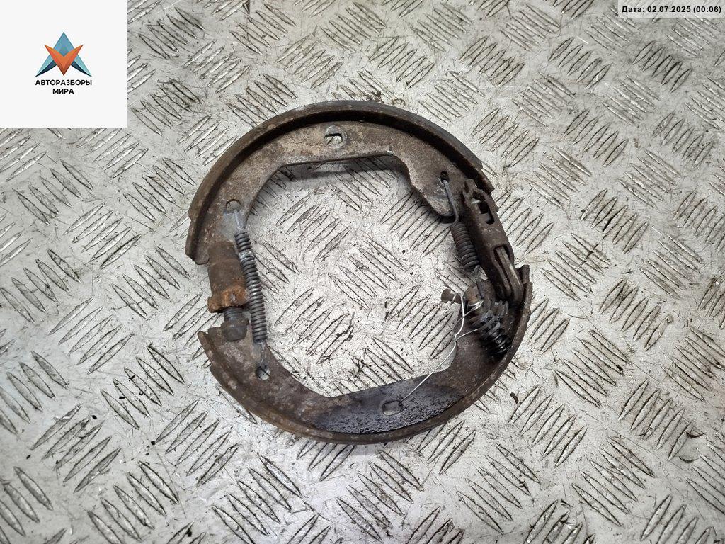 Механизм развода задних тормозных колодок левый BMW 5 серия E60/E61 2006, 2.5 л., бензин, МКПП, чёрный, седан - фото №1