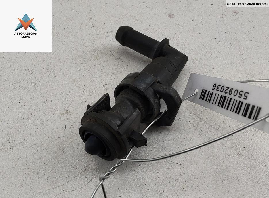 форсунка омывателя фары Alfa Romeo 159 1 поколение 2006, 2.4 л., дизель, АКПП, серый, универсал - фото №1