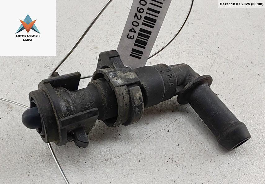 форсунка омывателя фары Alfa Romeo 159 1 поколение 2006, 2.4 л., дизель, АКПП, серый, универсал - фото №1