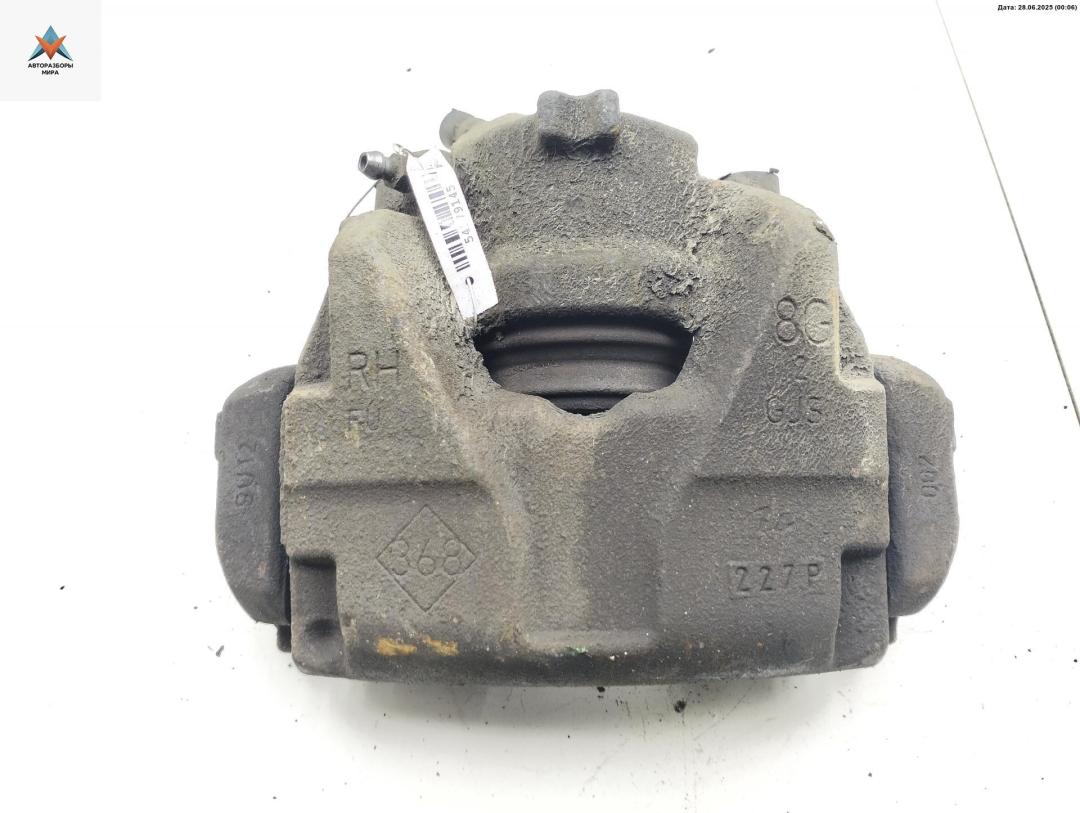 суппорт передний правый Dacia (Renault) Lodgy 2012, 1.5 л., дизель, МКПП, чёрный, универсал - фото №1