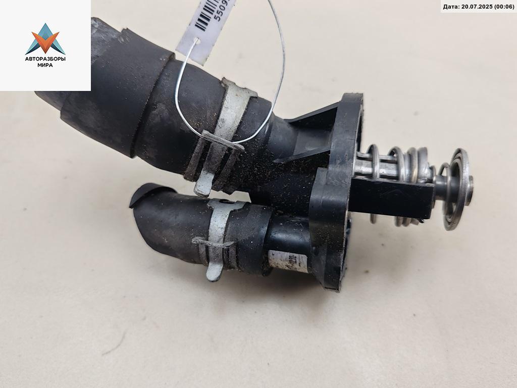 корпус термостата Mazda 6 GG 2003, 2.0 л., бензин, МКПП, серый, универсал, 3M4GAA - фото №1