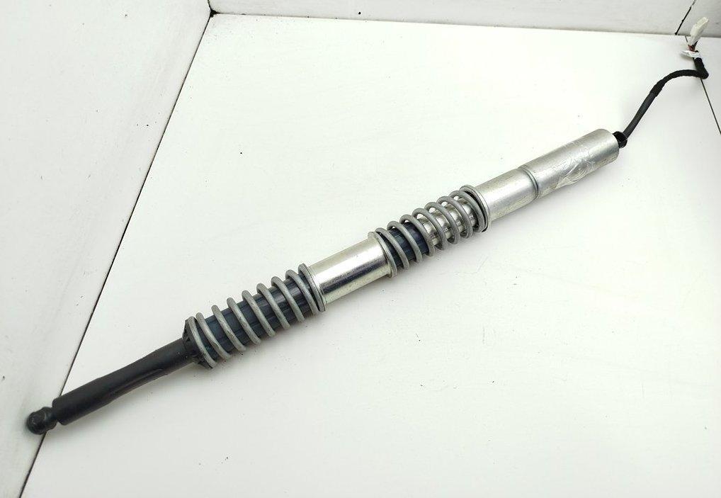 амортизатор крышки багажника (3-5 двери) BMW 5 F10/F11 2012, 3.0 л., дизель, АКПП, чёрный, универсал, 7207015