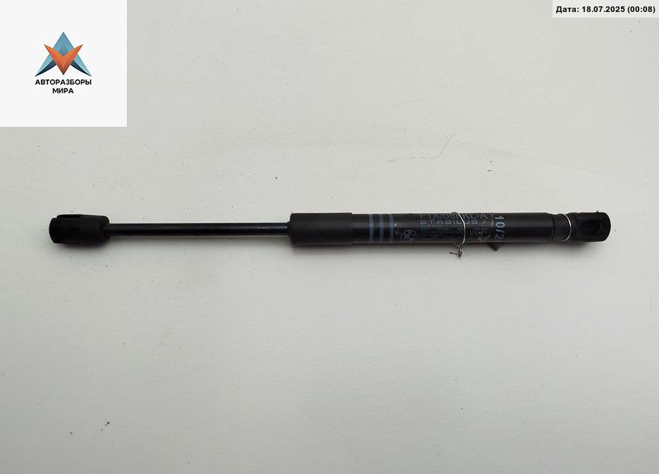 амортизатор капота BMW 5 серия F07/F10/F11 2012, универсал, 51237309117 - фото №1