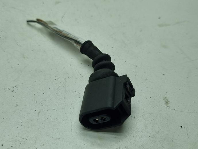 разъем (фишка) проводки Volkswagen Passat B6 2006, 2.0 л., дизель, МКПП, чёрный, универсал, 6E0973702