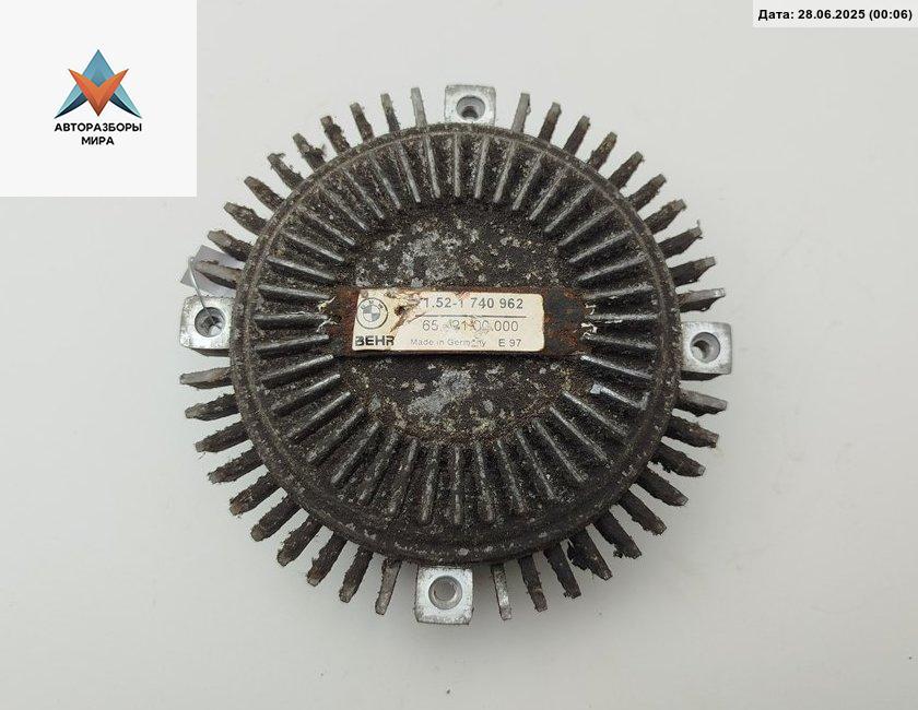 муфта вентилятора BMW 5 серия E39 1997, 2.5 л., бензин, МКПП, синий, универсал, 1740962 - фото №1