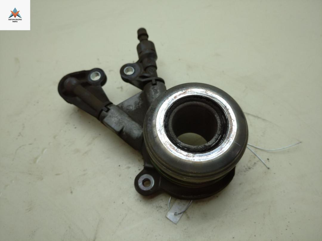 цилиндр сцепления рабочий Mercedes-Benz Vito-1 W638 2003, 2.2 л., дизель, МКПП, белый, микроавтобус, A0002541808 - фото №1