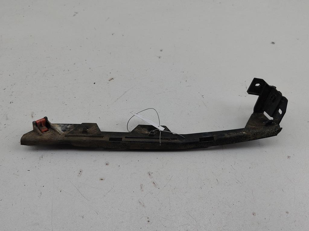 кронштейн переднего бампера Opel Vectra C 2005, 1.6 л., бензин, МКПП, серый, хетчбэк 5 дв., 13140761