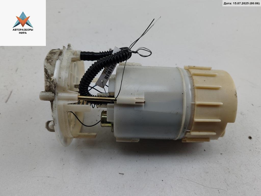 насос топливный Renault Megane 2 поколение 2004, 1.4 л., бензин, МКПП, серый, хетчбэк 5 дв. - фото №1
