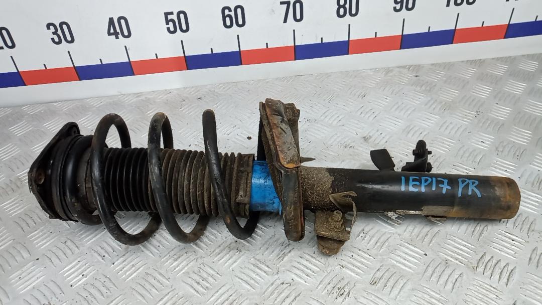 Стойка Ford Focus 3 поколение 2012, 1.6 л., TDCi, дизель, МКПП, хетчбэк 5 дв. - фото №1