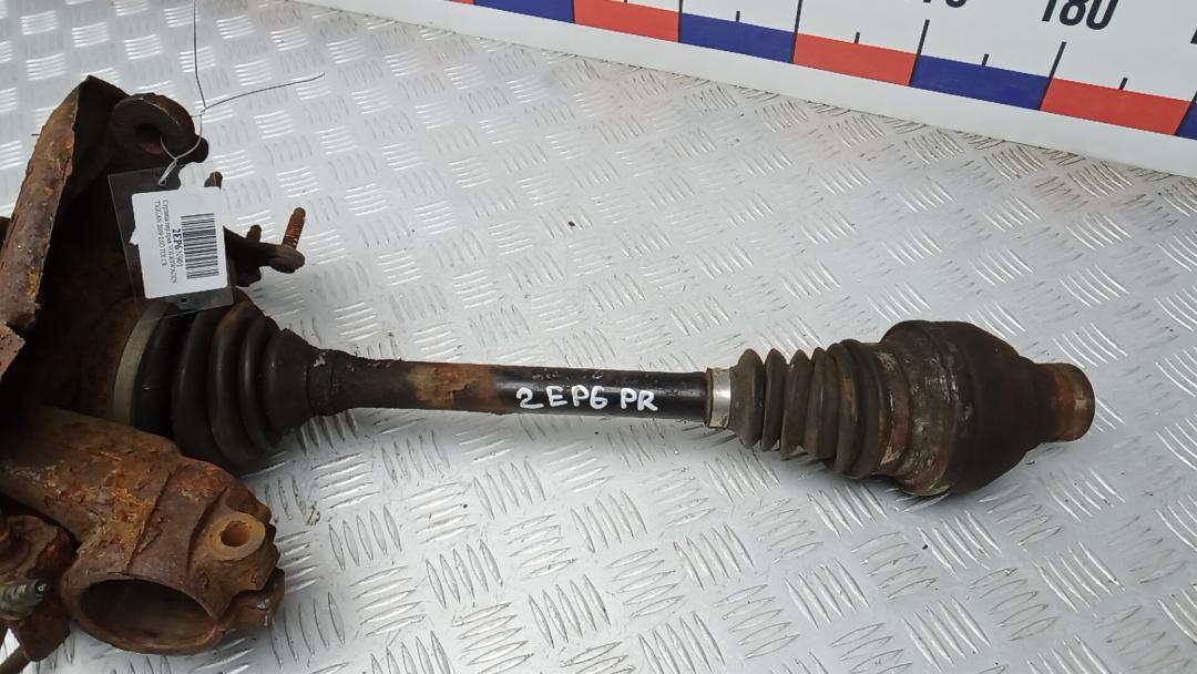 полуось передняя правая (приводной вал, ШРУС) Volkswagen Tiguan 1 поколение 2009, 2.0 л., дизель, МКПП, внедорожник 5 дв., 5N0407764K - фото №1