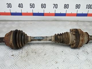 полуось передняя левая (приводной вал, ШРУС) Volkswagen Touareg 1 поколение 2005, 3.0 л., дизель, АКПП, внедорожник 5 дв., 7L0407271F