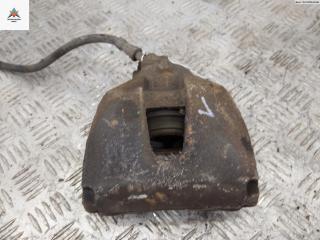 суппорт передний правый Volvo S40 2 поколение 2005, 1.8 л., бензин, МКПП, чёрный, универсал