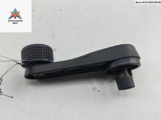 ручка стеклоподъемника Volkswagen Passat B4 1996, 2.0 л., бензин, АКПП, серый, универсал, 3A0837581B