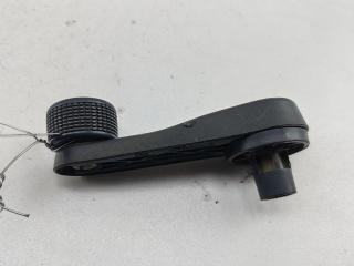 ручка стеклоподъемника Volkswagen Passat B4 1996, 2.0 л., бензин, АКПП, серый, универсал, 3A0837581B