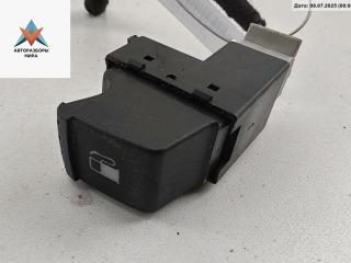 Кнопка открывания лючка топливного бака Volkswagen Passat B5 [рестайлинг] 2004, 1.9 л., дизель, АКПП, чёрный, универсал, 1J0959833