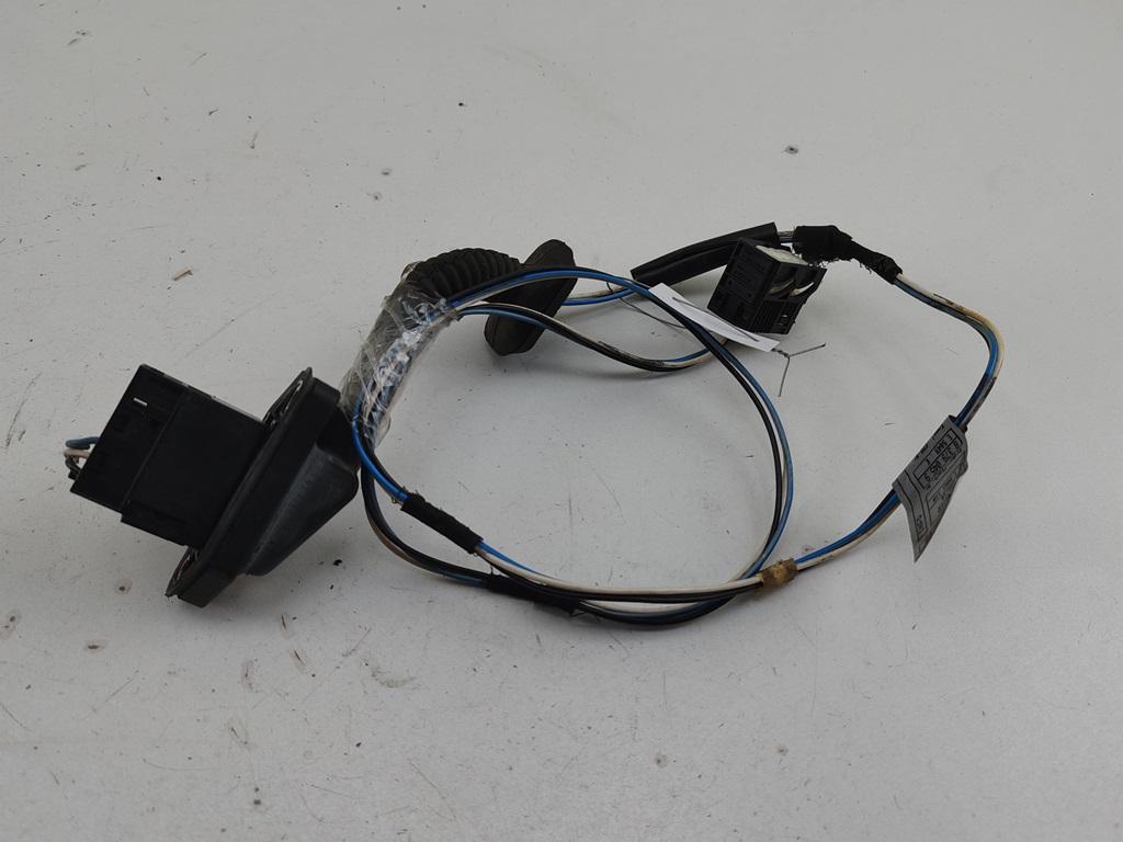 дверная проводка BMW 3 E36 1997, 1.6 л., бензин, МКПП, зелёный, седан, 8379045