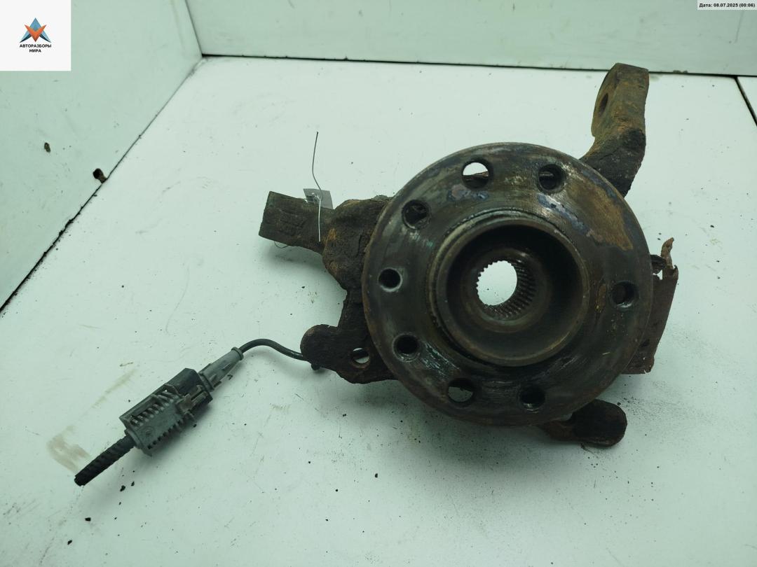 ступица передняя левая Opel Zafira 2 поколение (B) 2006, 1.8 л., бензин, МКПП, серый, минивэн - фото №1