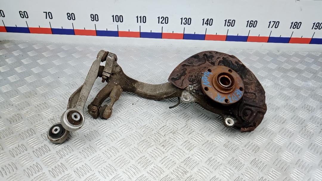 ступица передняя правая Audi A4 B6 2003, 1.9 л., TDi PD, дизель, МКПП, седан - фото №1