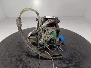 блок предохранителей Peugeot 307 1 поколение 2004, цвет, 9650664080