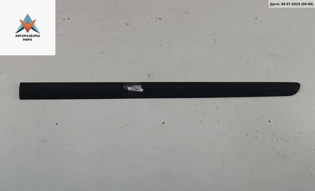 молдинг двери передней правой Volkswagen Touran 1 поколение 2004, 1.9 л., дизель, МКПП, синий, минивэн, 1T0853516 - фото №1