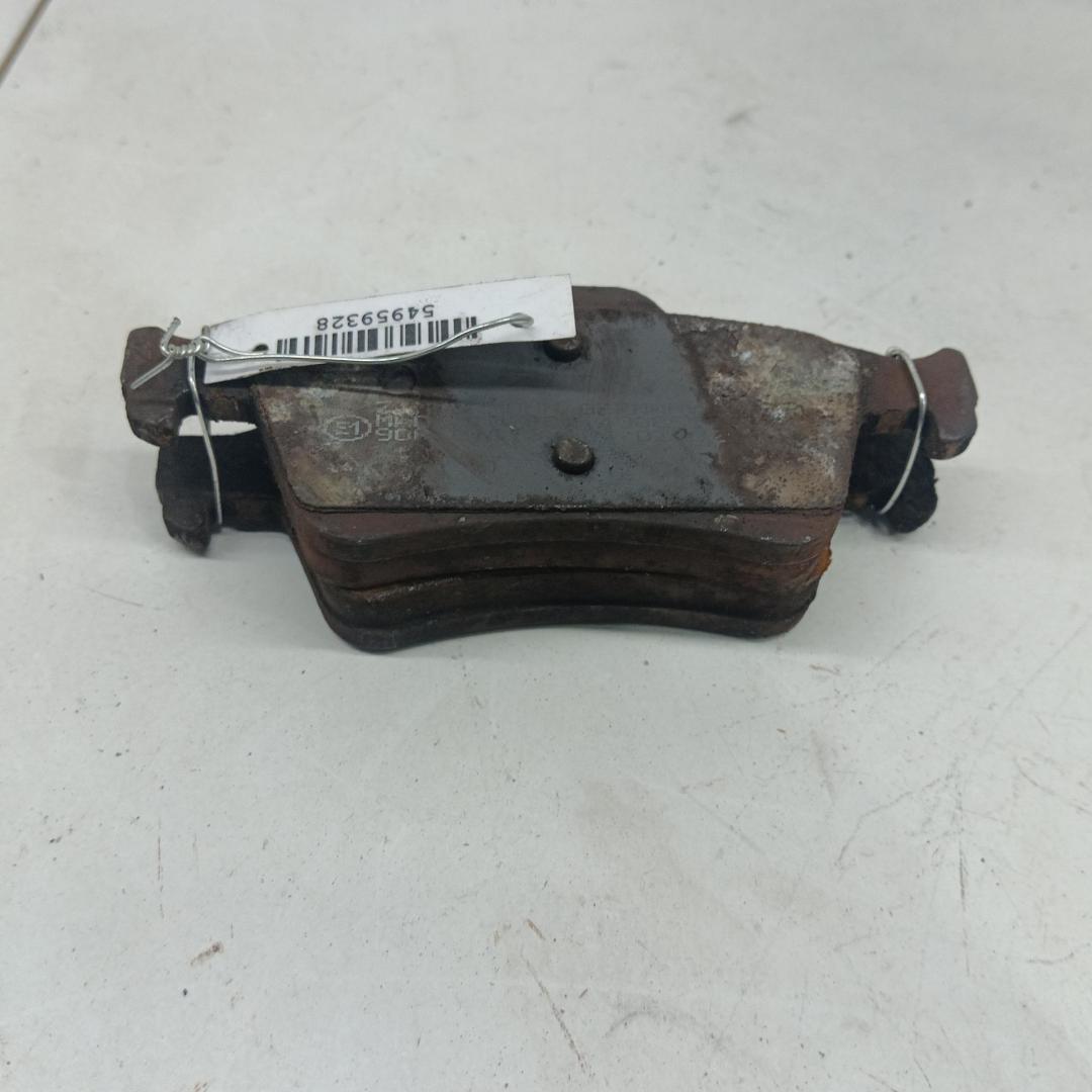 Колодки тормозные задние Ford C-Max 2010, 2.0 л., бензин, АКПП, чёрный, минивэн