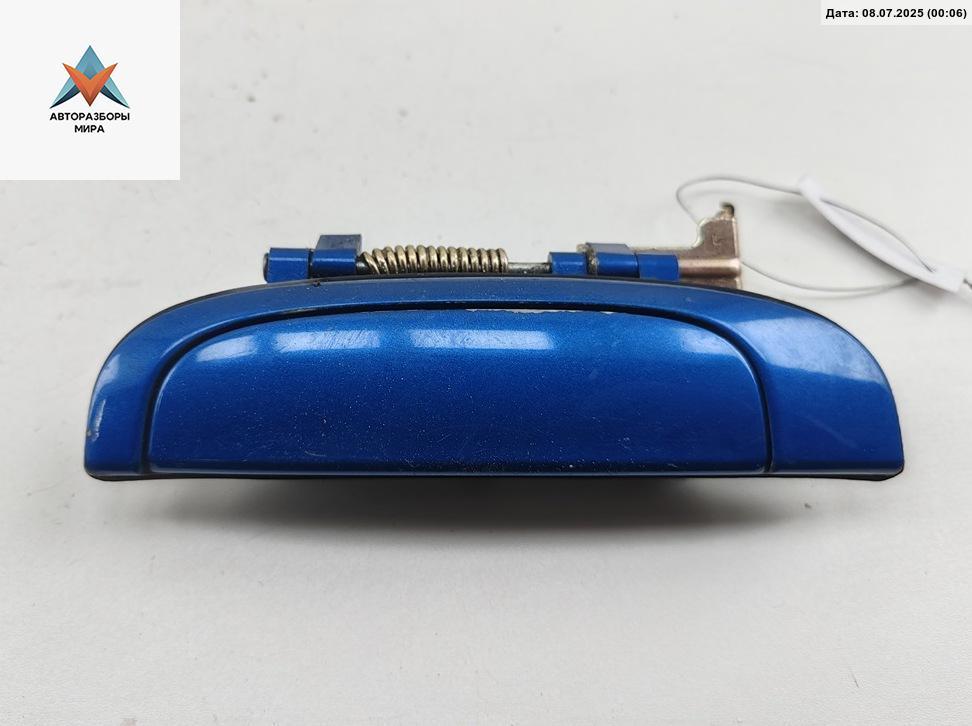 ручка наружная задняя левая Kia Rio 2 поколение 2006, 1.4 л., бензин, МКПП, синий, хетчбэк 5 дв. - фото №1