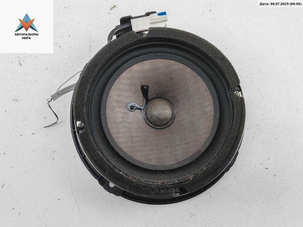 динамик двери Kia Carens 3 поколение 2006, 2.0 л., дизель, МКПП, серый, минивэн, 96330-1D800 - фото №1