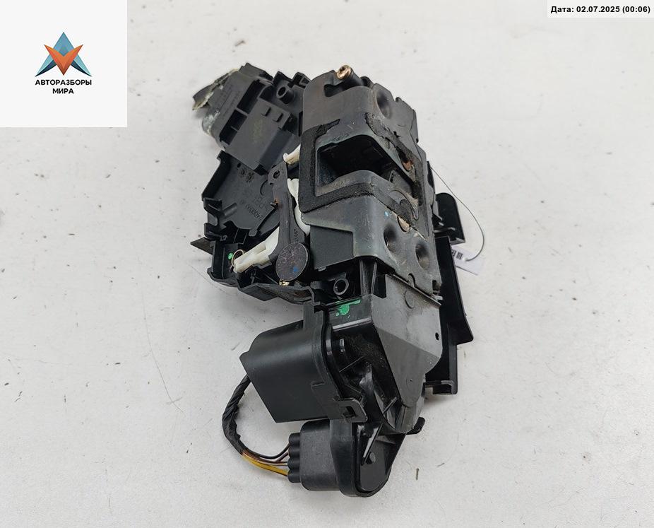 замок двери передней левой Ford Focus 2 поколение 2006, 1.6 л., i, бензин, МКПП, синий, универсал, 3M5AR21813DG - фото №1