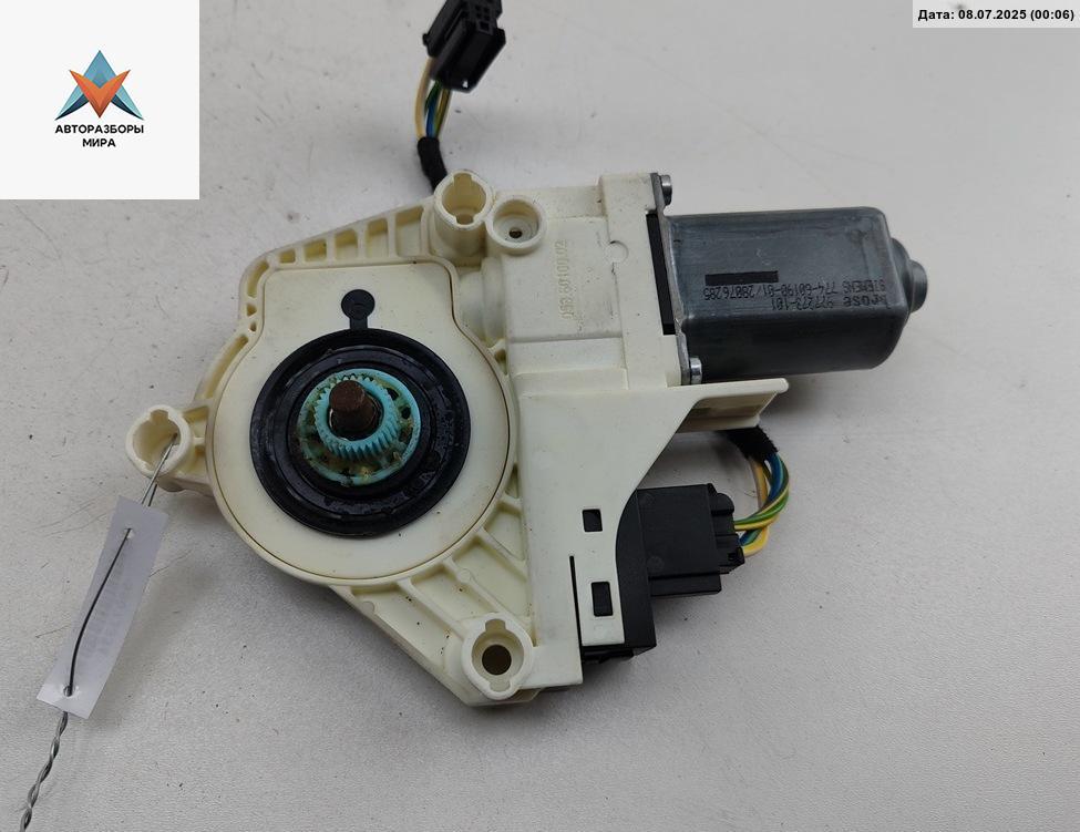 моторчик стеклоподъемника передний левый Audi A6 4F/C6 2006, 2.7 л., АКПП, универсал, 4F0959801 - фото №1
