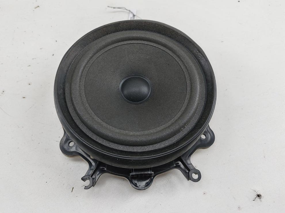 динамик двери Audi A4 B6 2002, 2.0 л., бензин, МКПП, синий, универсал, 8E0035411