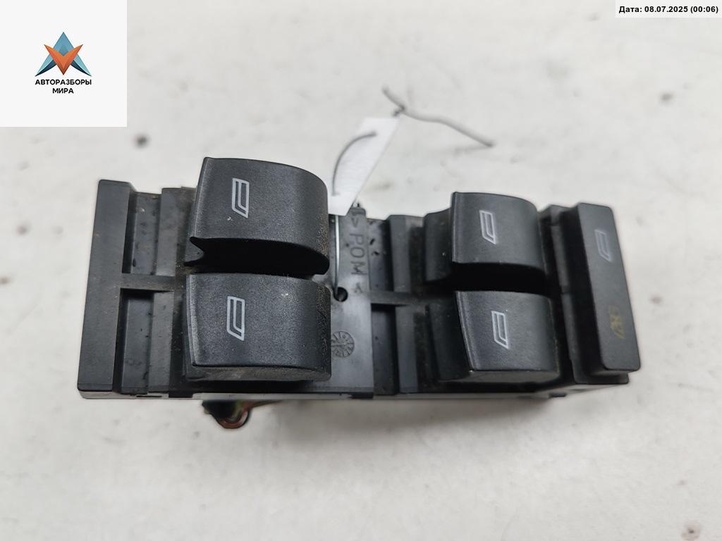 блок управления стеклоподъемниками Audi A6 4B/C5 1998, 2.5 л., дизель, АКПП, чёрный, универсал, 4B0959851 - фото №1