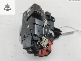 замок двери передней правой Audi A4 B6 2002, 2.0 л., бензин, МКПП, синий, универсал, 8E1837016