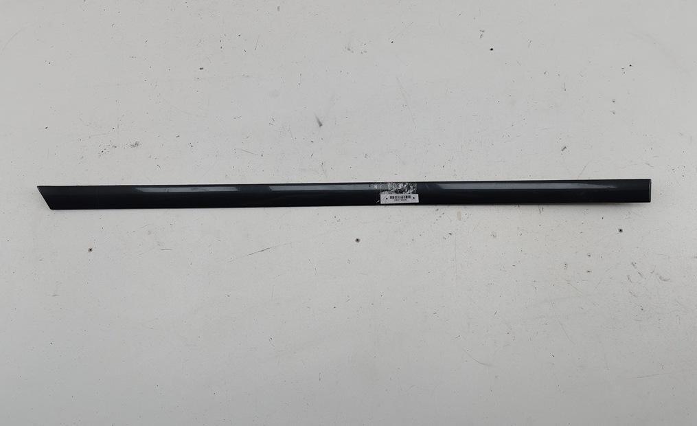 молдинг двери задней правой Audi A6 C5 1998, 2.5 л., дизель, АКПП, чёрный, универсал, 4B0853964