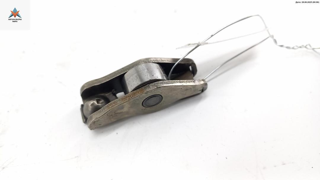 коромысло клапана (рокер) BMW X5 E53 2002, 3.0 л., дизель, АКПП, серый, внедорожник 5 дв., 2248878 - фото №1