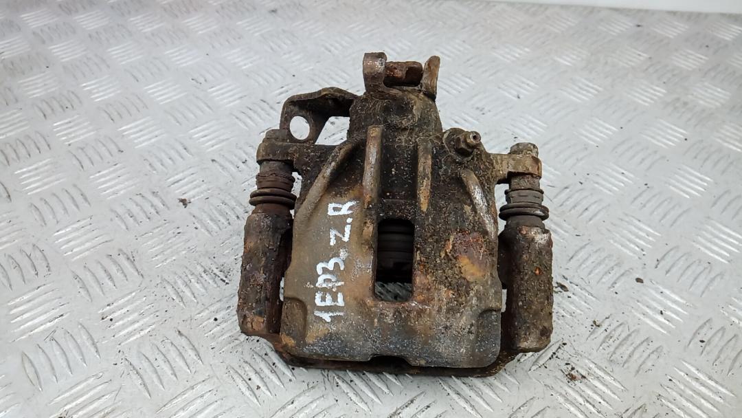 суппорт задний правый Renault Trafic 2 поколение 2005, 1.9 л., дизель, МКПП, микроавтобус - фото №1