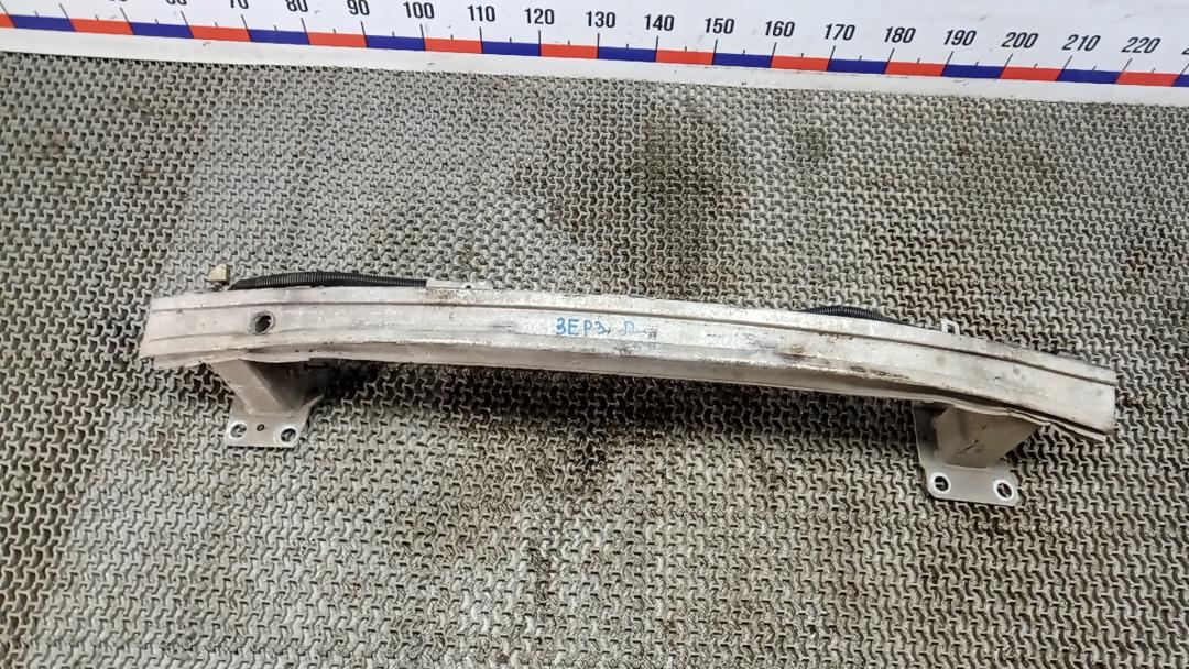 усилитель бампера переднего Renault Megane 3 поколение 2010, 1.5 л., дизель, МКПП, хетчбэк 5 дв. - фото №1