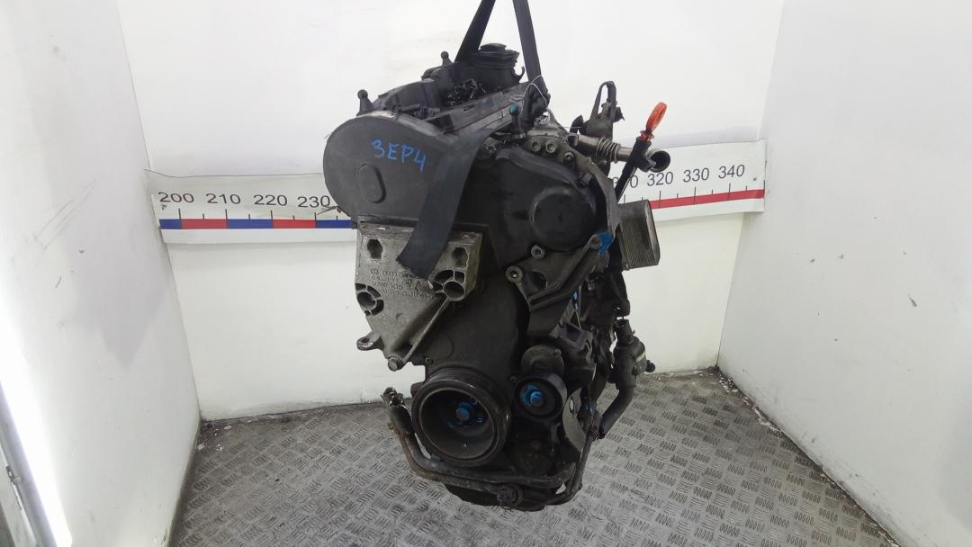 двигатель Volkswagen Polo 5 поколение 2010, 1.6 л., дизель, МКПП, хетчбэк 5 дв., CAY - фото №1